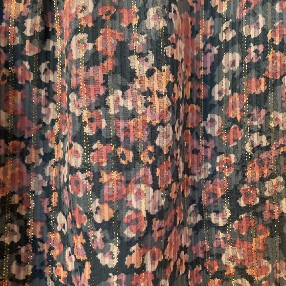 Loft Blouse - Picture 2 of 5